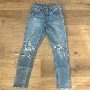 Levi’s 501 Destructed Jeans